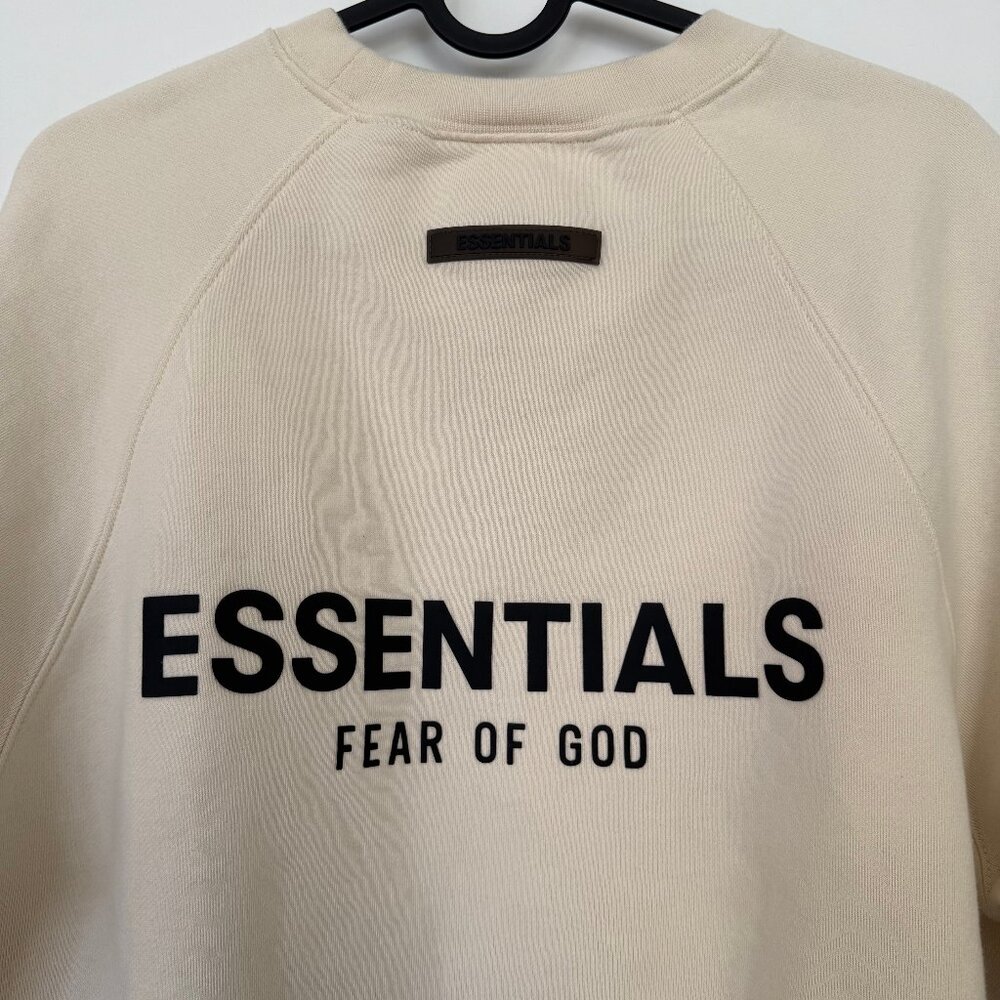 Fear of God Essentials Pull-Over Crewneck 'Buttercream' Size XXS (unisez)